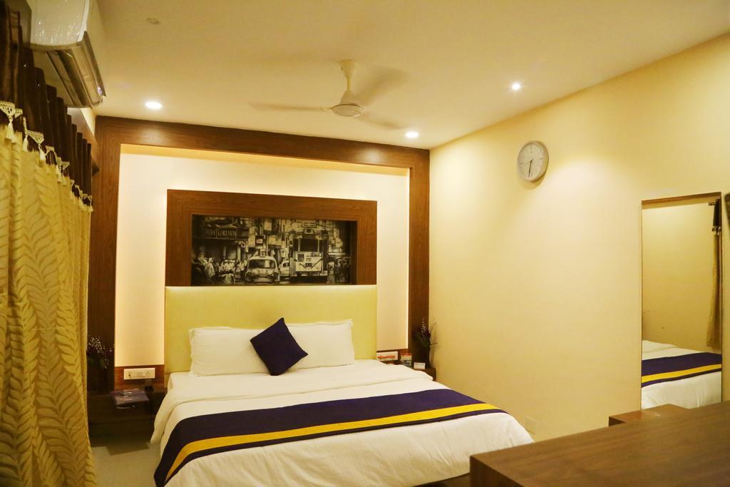 Oyo 460 Hotel Ivory Residency Kalkutta Kültér fotó