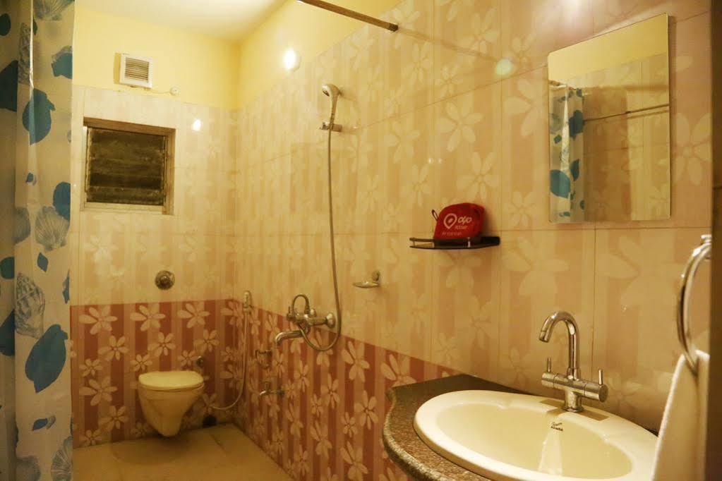 Oyo 460 Hotel Ivory Residency Kalkutta Kültér fotó