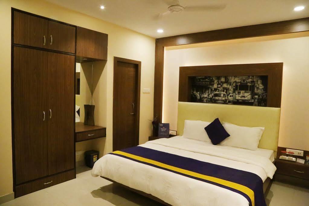 Oyo 460 Hotel Ivory Residency Kalkutta Kültér fotó