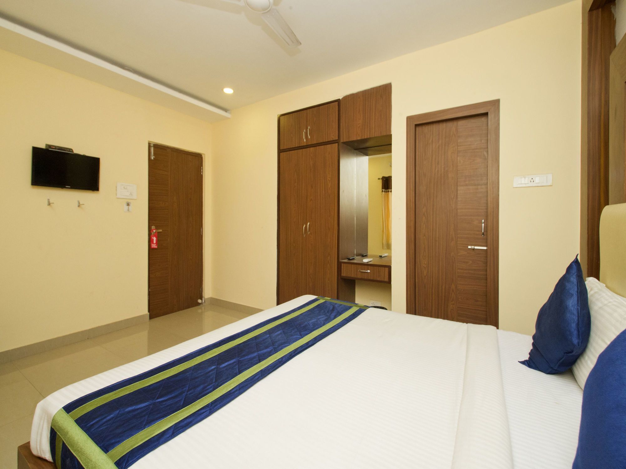 Oyo 460 Hotel Ivory Residency Kalkutta Kültér fotó